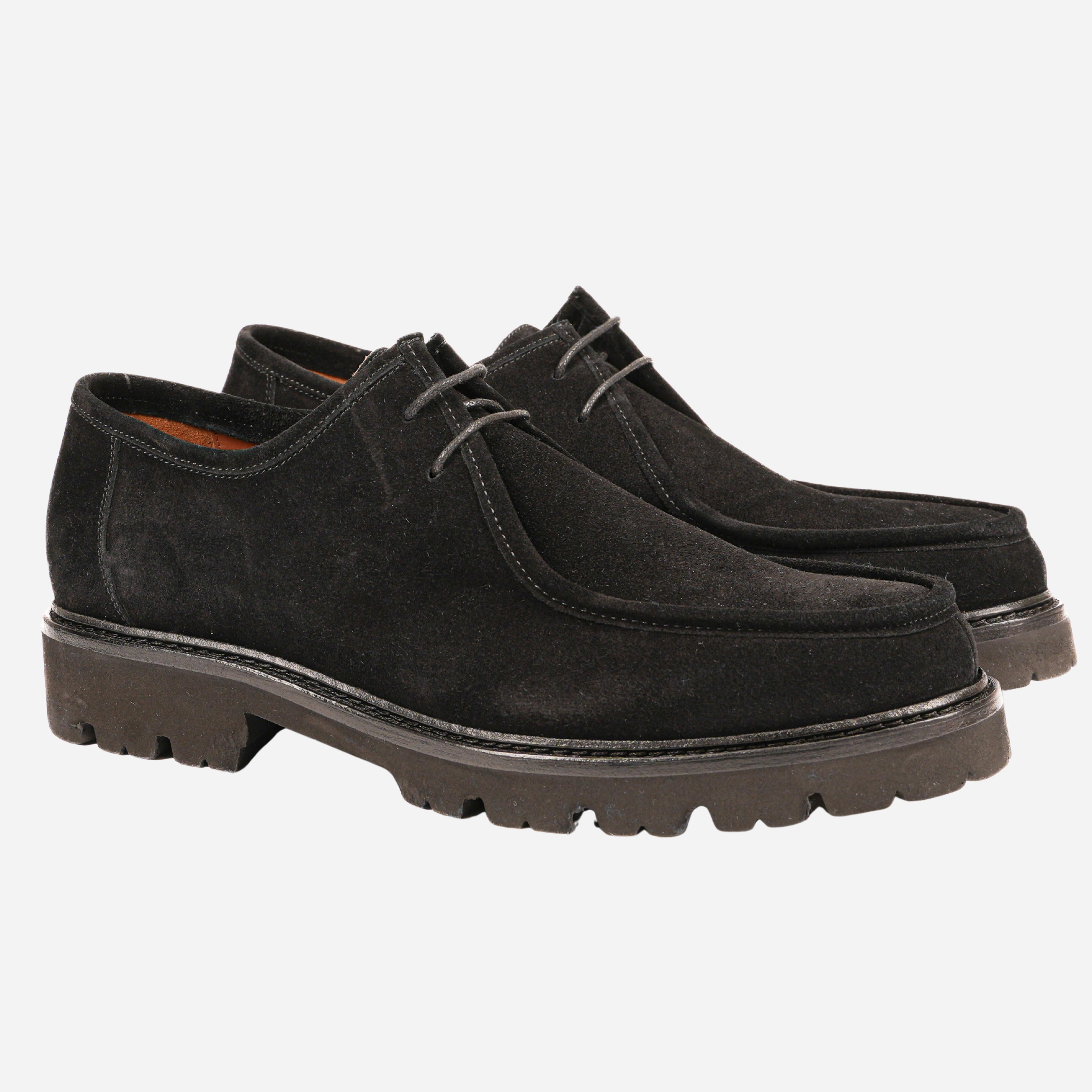PERETO  Stringata Nero in Vitello Scamosciato<BR/> PERETO -NRO CALZOLERIA TOSCANA 39 